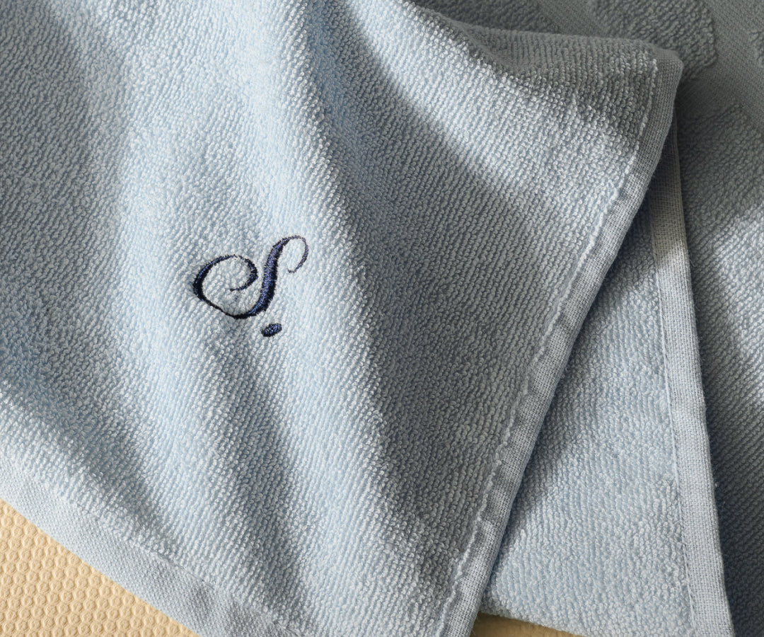 Sport-Handtuch-Set
- Einheitsgröße- Ebenholz- Baumwolle - Dalfilo